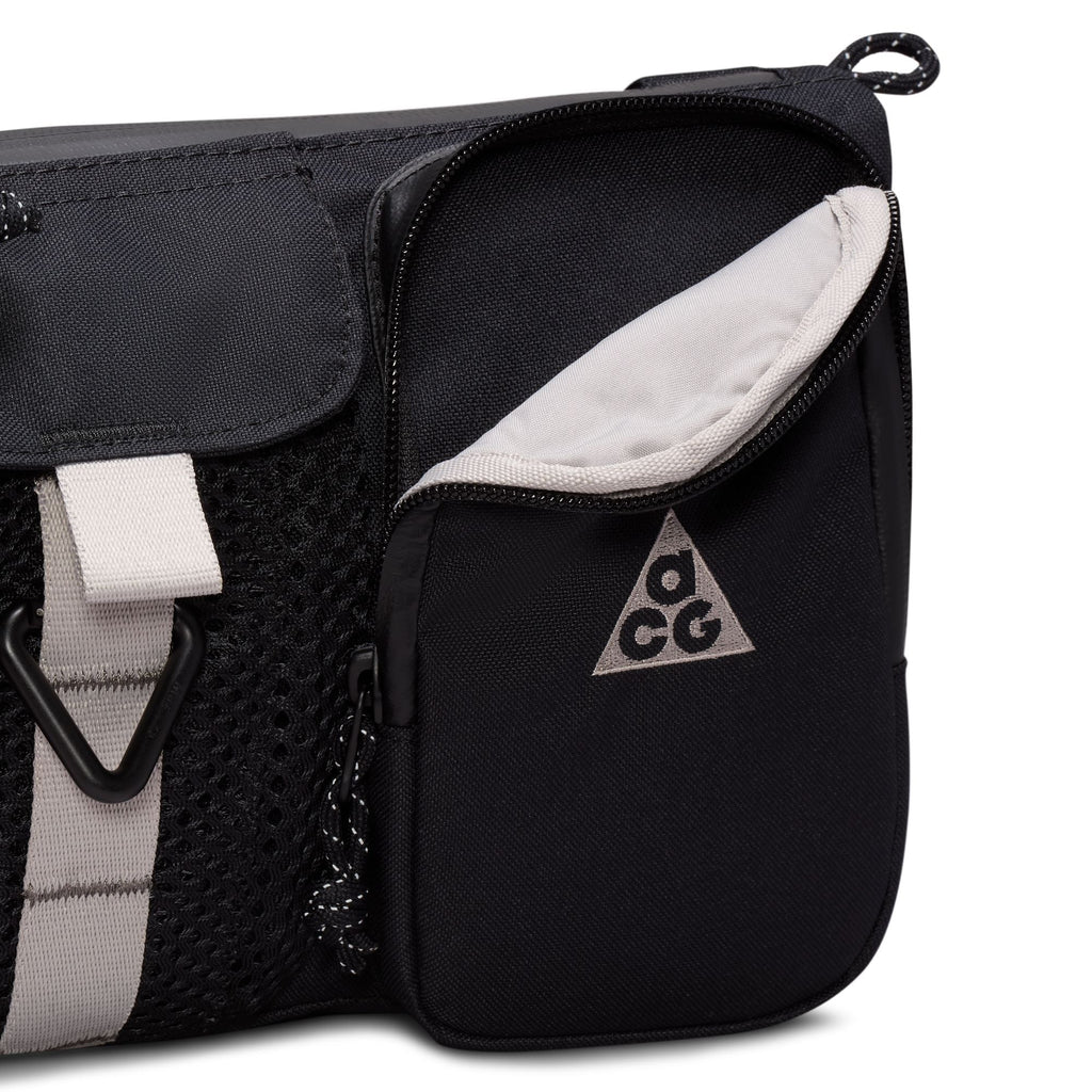 Nike ACG "Daymax" Crossbody Bag - HJ8180-010