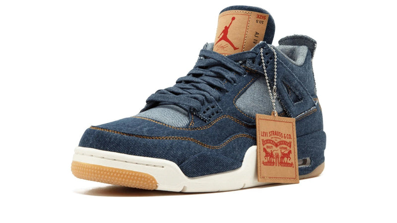 Levi's x Air Jordan 4 Retro NRG – Limited Denim Collab Sneaker with Distressed Details & Reversible Tongue