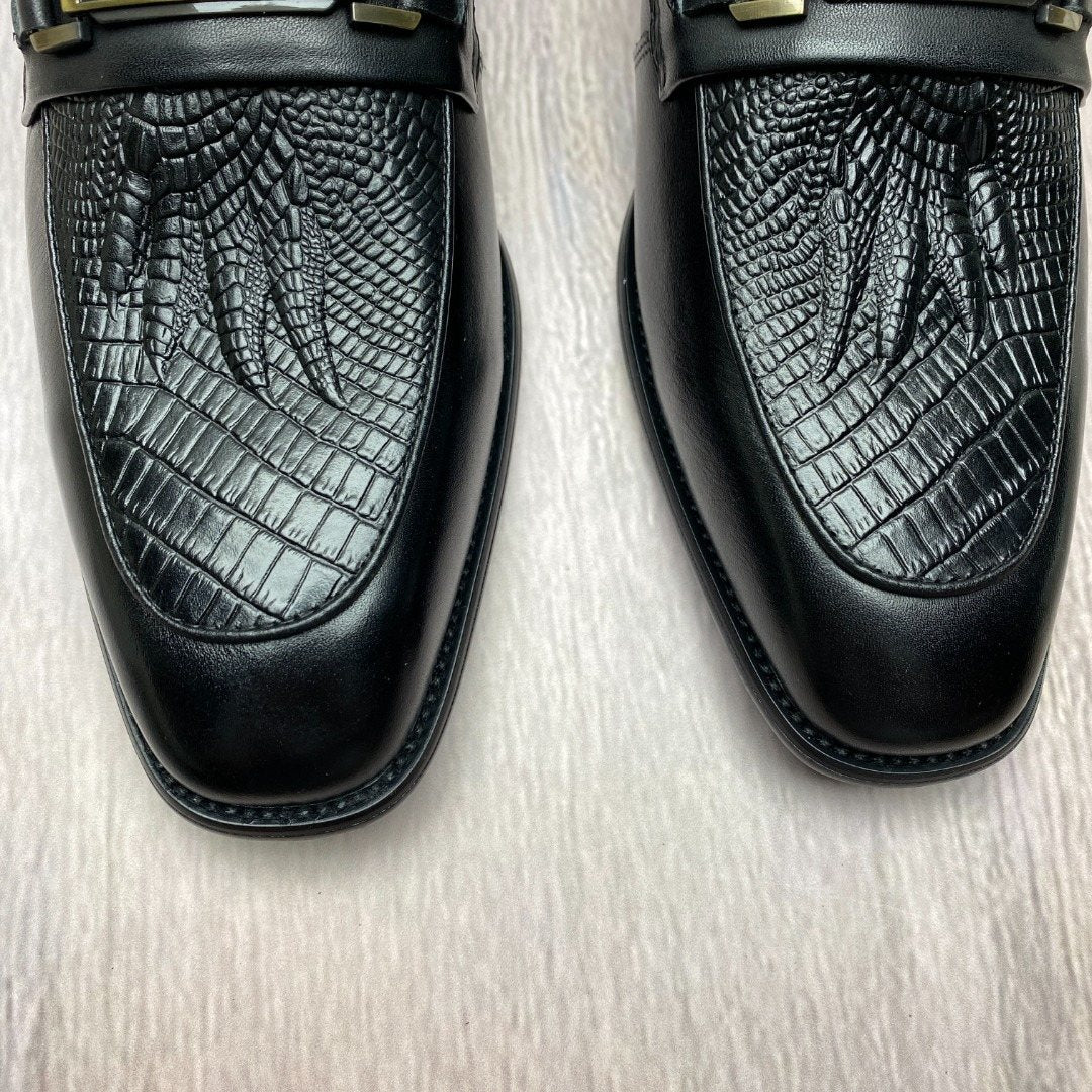Gucci Black Textured Leather Slip-On Shoes
