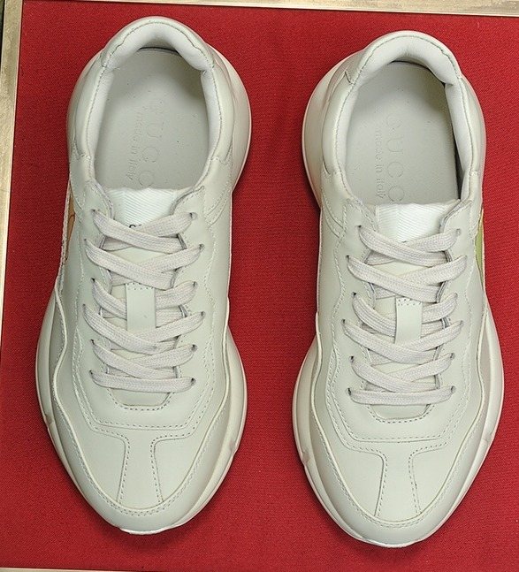 Gucci Bear Graphic Low-Top Sneakers