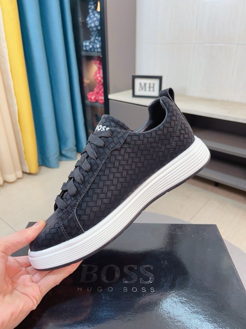 Hugo Boss Textured Low-Top Sneakers
