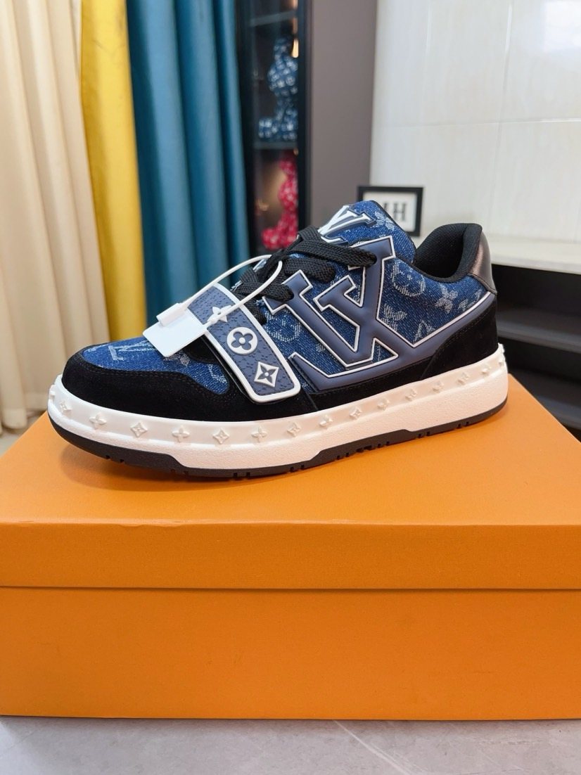 Louis Vuitton Patterned Panel Low-Top Sneakers